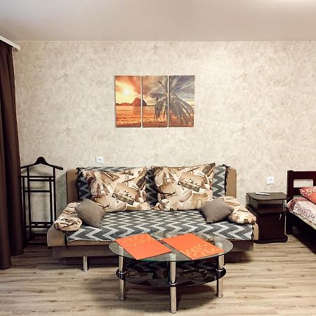 Apartment - Sobornyi Prospekt 97 Zaporizhia Buitenkant foto