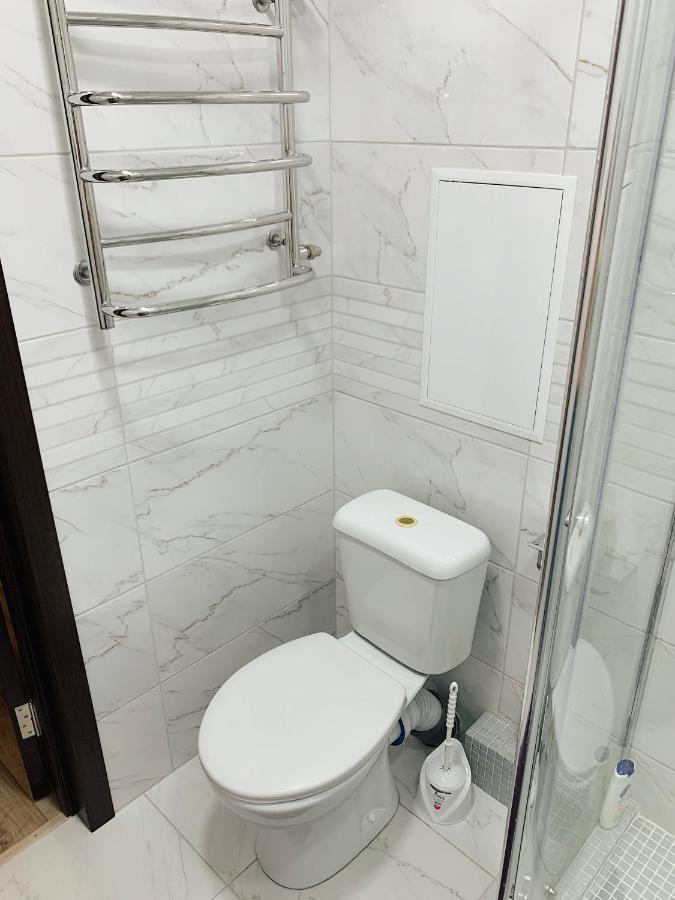 Apartment - Sobornyi Prospekt 97 Zaporizhia Buitenkant foto