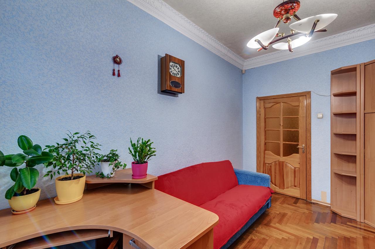 Apartment - Sobornyi Prospekt 97 Zaporizhia Buitenkant foto