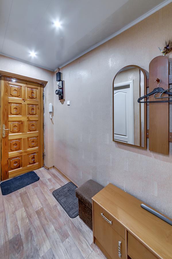 Apartment - Sobornyi Prospekt 97 Zaporizhia Buitenkant foto